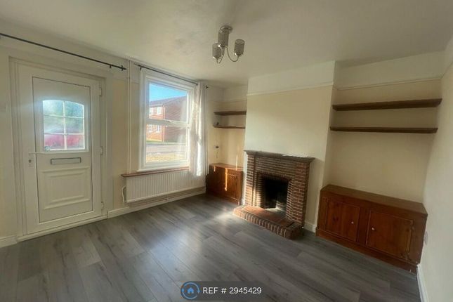 Crosshall Road, Eaton Ford, St Neots photo 2