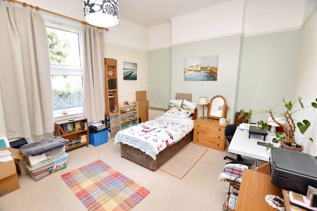 First Floor Flat, 16, St. Stephens Road, Cornwall photo 4