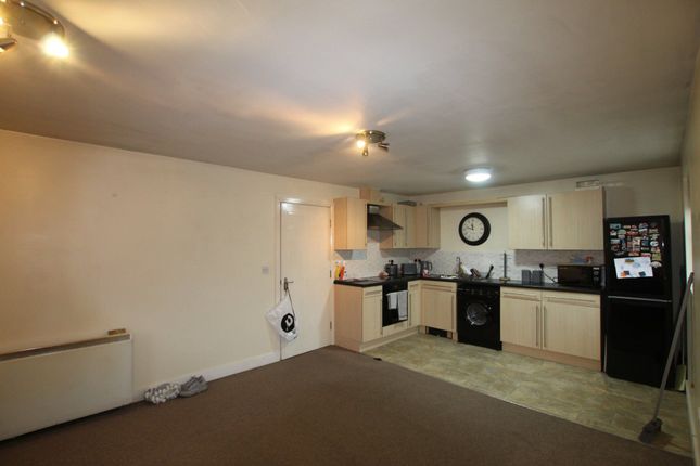 92 Britain Street, Bury photo 4