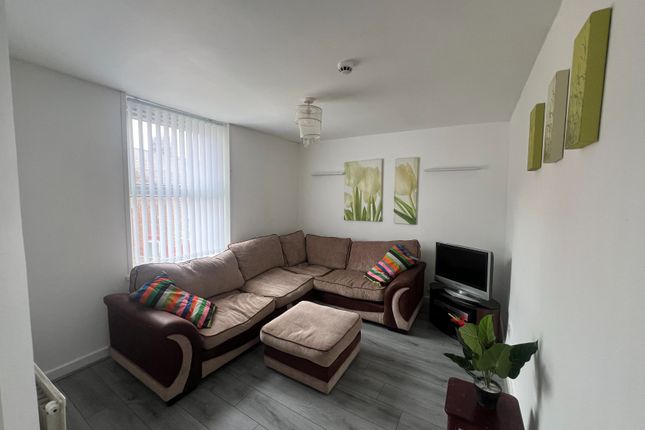 End terrace house to rent in Alton Road, Tuebrook, Liverpool