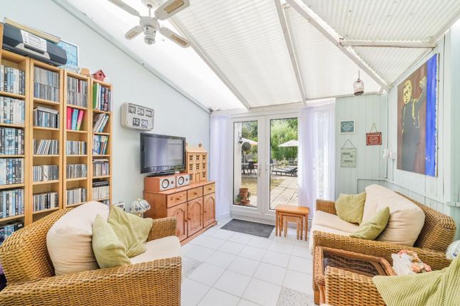 43, Rosedale Road, Stoneleigh photo 4
