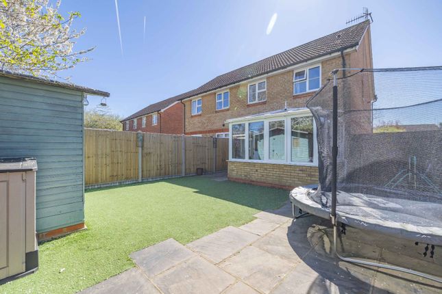 36, Skylark Way, Ashford photo 4