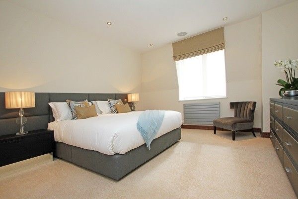 Flat to rent in Sloane Square, Holbein Place, London