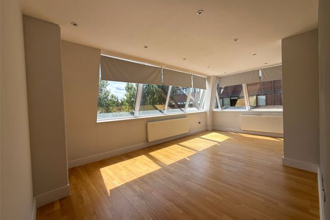 14 Hayley House,, London Road, Berkshire photo 4