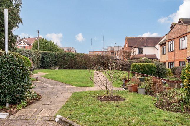 Flat 12, Ashby Grange, 11, Stafford Road, Wallington photo 4