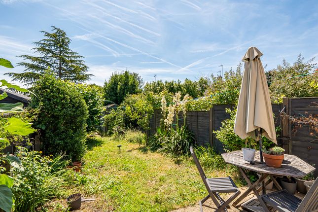 60 Jackson Road, Barnet photo 4