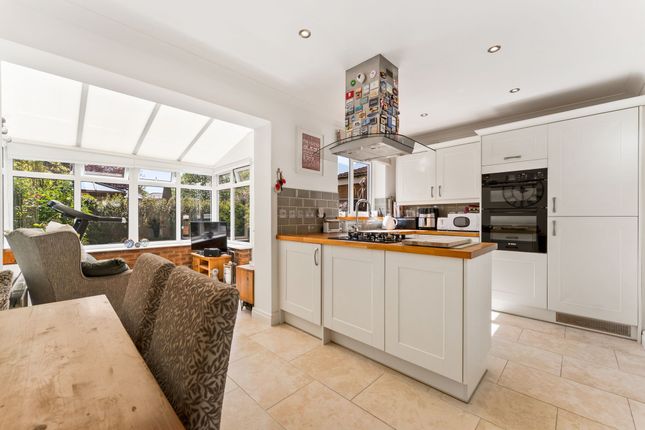 15 Housesteads Drive, Chester photo 4