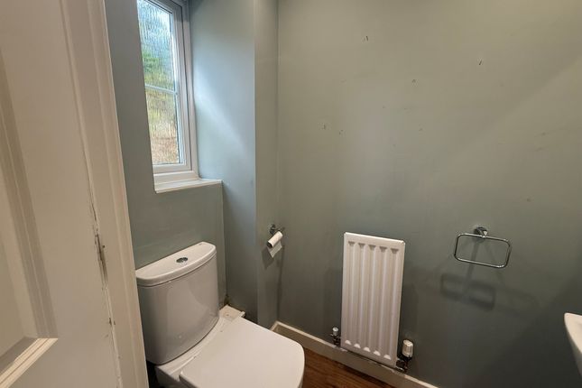 60, Little Highwood Way, Brentwood photo 5