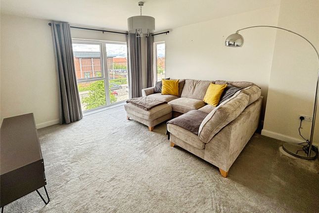 114, Tay Road, Leicester photo 2
