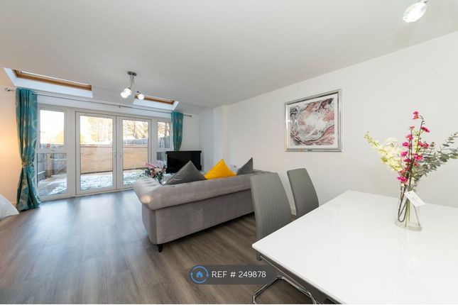 Thumbnail End terrace house to rent in Langley Road, Langley, Slough