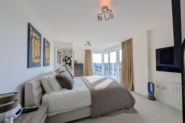 Flat 1, Yew Court, Dagenham photo 3