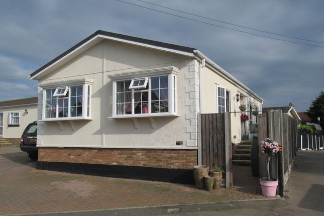 2 Bed Mobile Park Home For Sale In Breach Barnes Park Ref 5925