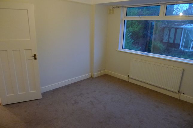 3 Bed Semi Detached House To Rent In Warland Road Plumstead Se18