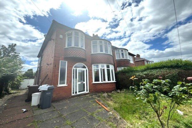 Thumbnail Property to rent in White Moss Avenue, Manchester