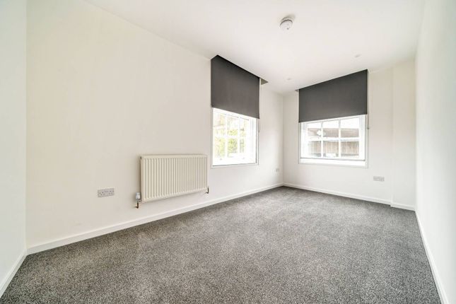 Flat to rent in King Street, Maidstone