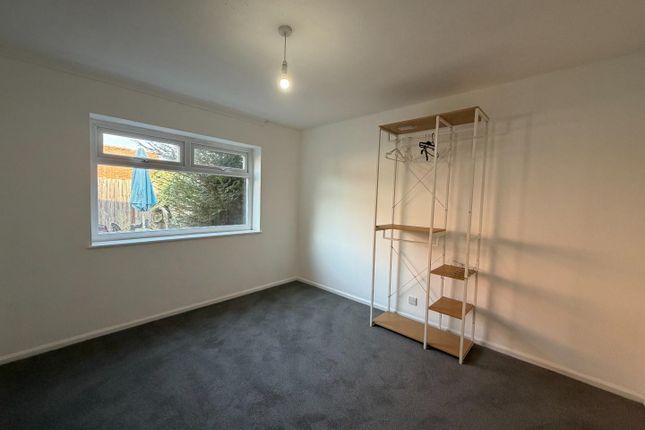 2F, Putney Road GR, Enfield photo 5
