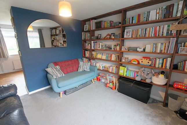 81 Orson Drive, Wigston photo 3