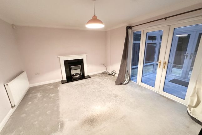 22, Hereward Way, Sleaford photo 3