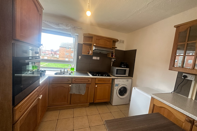 Thumbnail Flat to rent in Tuckers Road, Loughborough