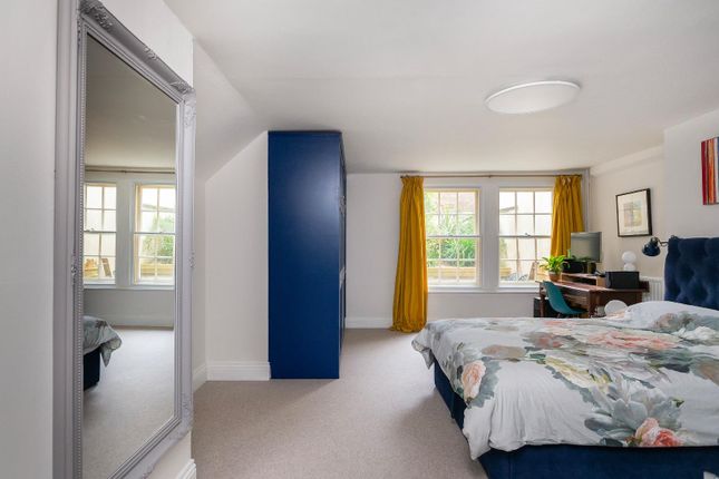 0W2Pcn - Bedroom D.Jpg