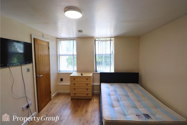 23, Stoke Green Flat 8, Coventry photo 4