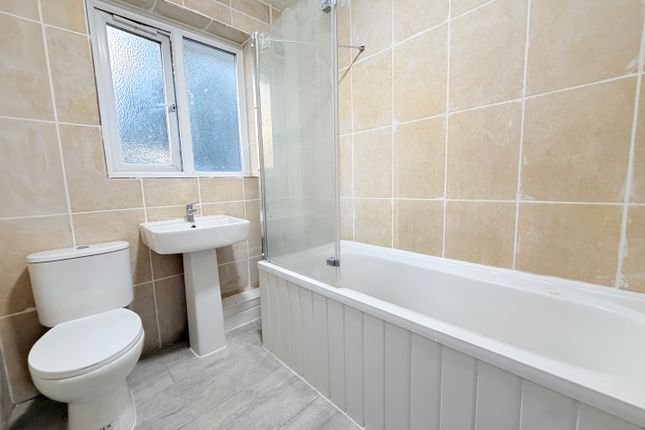 416, Whitefoot Lane, Bromley photo 4