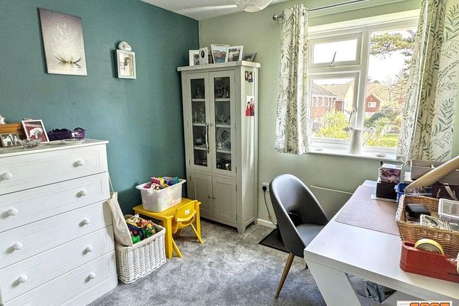2 Mengham Court, Goldring Close, Hayling Island photo 5