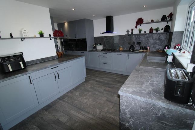 5, Celina Close, Milton Keynes photo 4