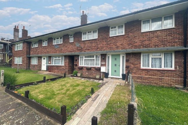 Thumbnail Terraced house for sale in Graham Road, Dunstable