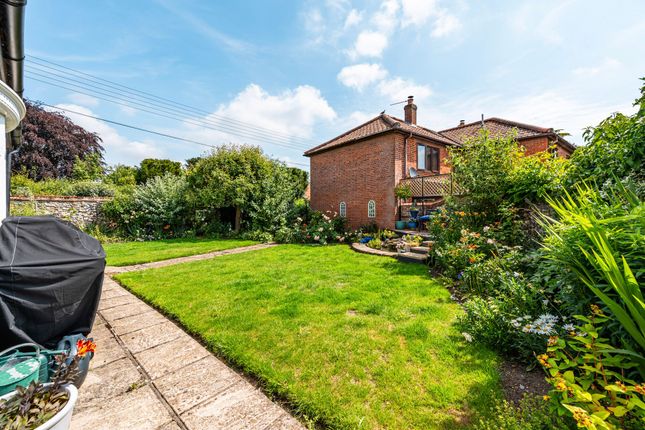 Pear Tree Cottage Crossing Road, Diss photo 4