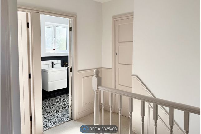 Petersham Gardens, Orpington photo 5