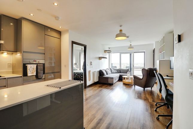 Flat Flat 141, 27, Victoria Avenue, Southend-on-sea photo 4