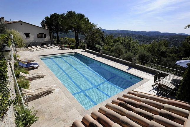 Villa for sale in Cabris, Mougins, Valbonne, Grasse Area, French Riviera