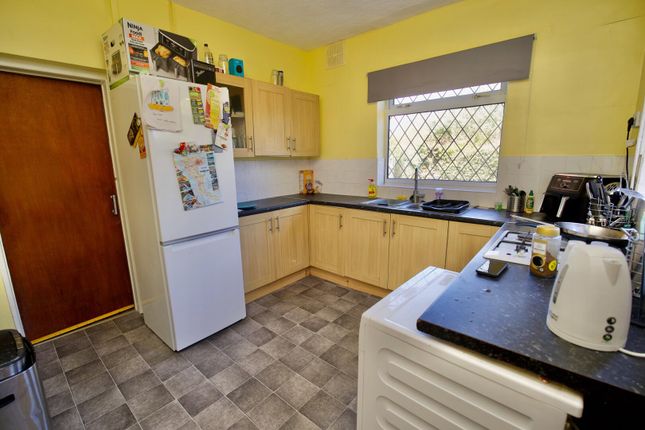 331, Heath End Road, Nuneaton photo 4