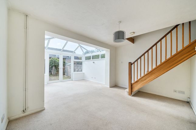 65, Archer Close, Kingston Upon Thames photo 2