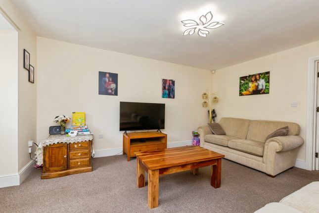 16, Fairfalls Terrace, Durham photo 3