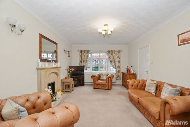 10, Fernwood, Runcorn photo 3