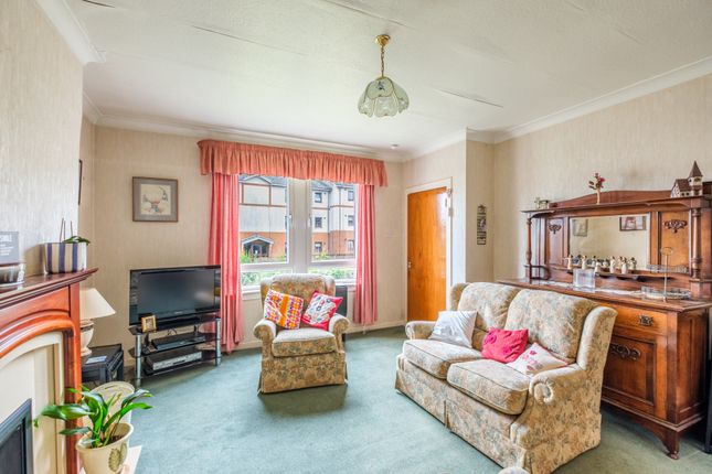 13 Drumbathie Terrace, Airdrie photo 5