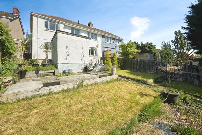 19 Derllwyn Road, Bridgend photo 4