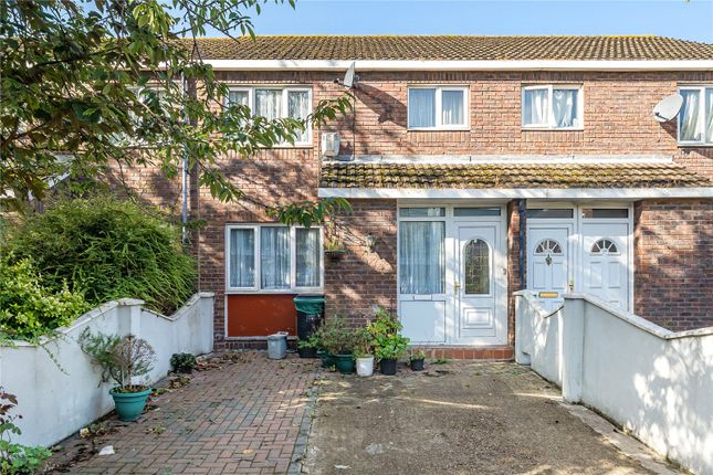Thumbnail Terraced house for sale in Holmshaw Close, London