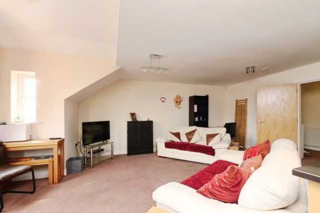 Flat 25, Manor Court,, Lawrence Street, North Yorkshire photo 2