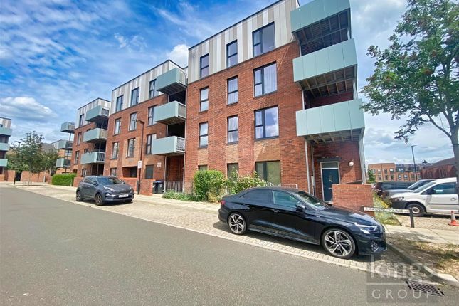 Thumbnail Flat to rent in Canning Square, Enfield