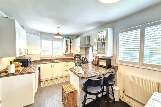 64, Connaught Road, Barnet photo 4