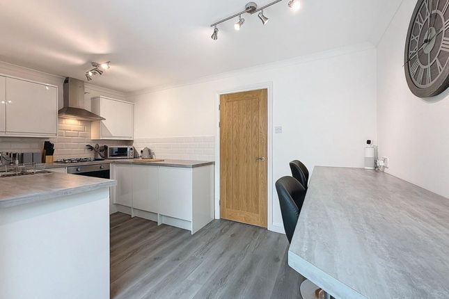 Kitchen / Breakfast Room