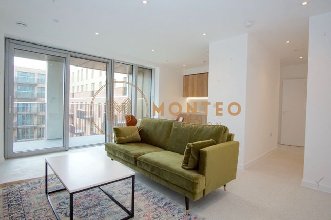Thumbnail Flat to rent in Jaquard Point, Tapestry Way, London