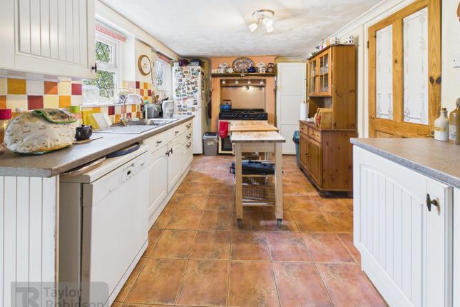 Providence Cottage, Ifield Green, Crawley photo 3