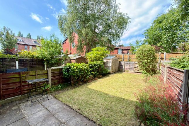 9, Park Brow Close, Chorlton photo 2