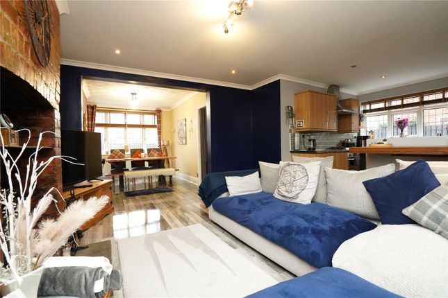 7, Park Estate, Pontefract photo 5