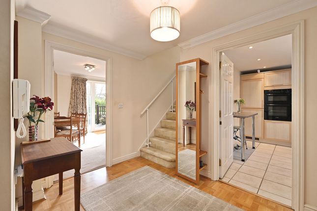 17 Mortley Close, Tonbridge photo 5