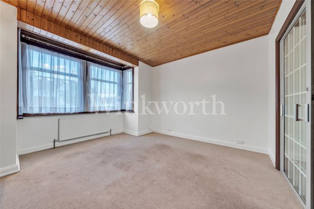 28, Montpelier Rise, London photo 2